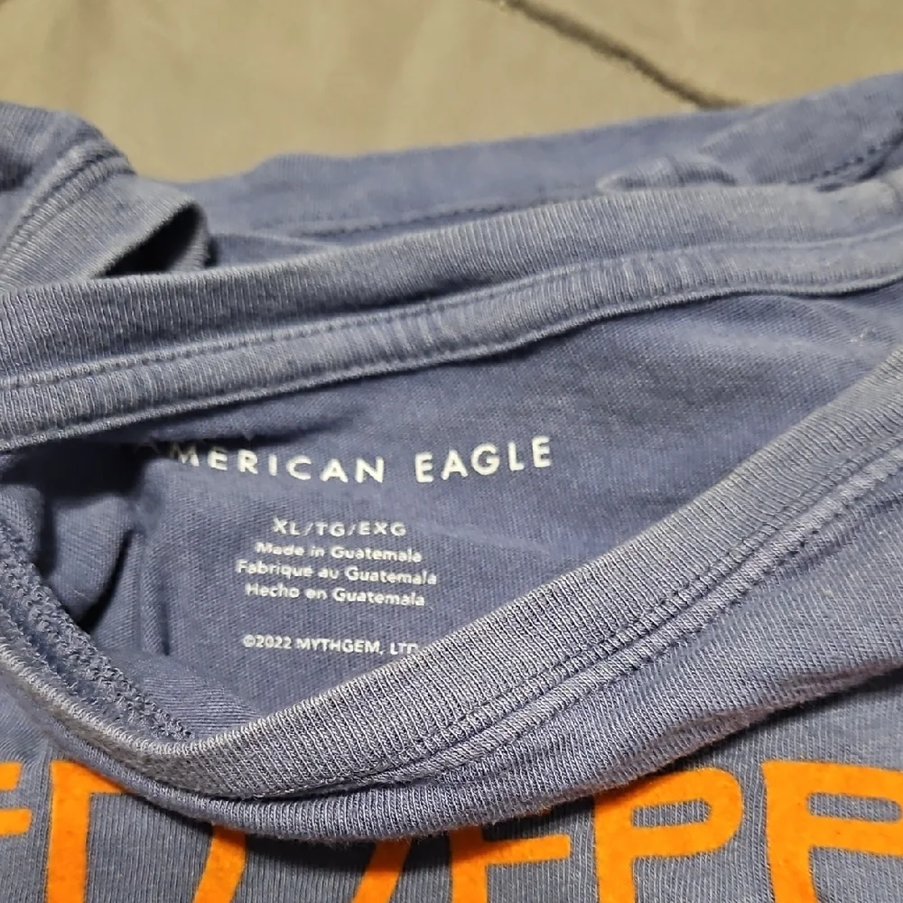 American Eagle Outfitters Blue Tee with Orange Graphic - Picture 2 of 2